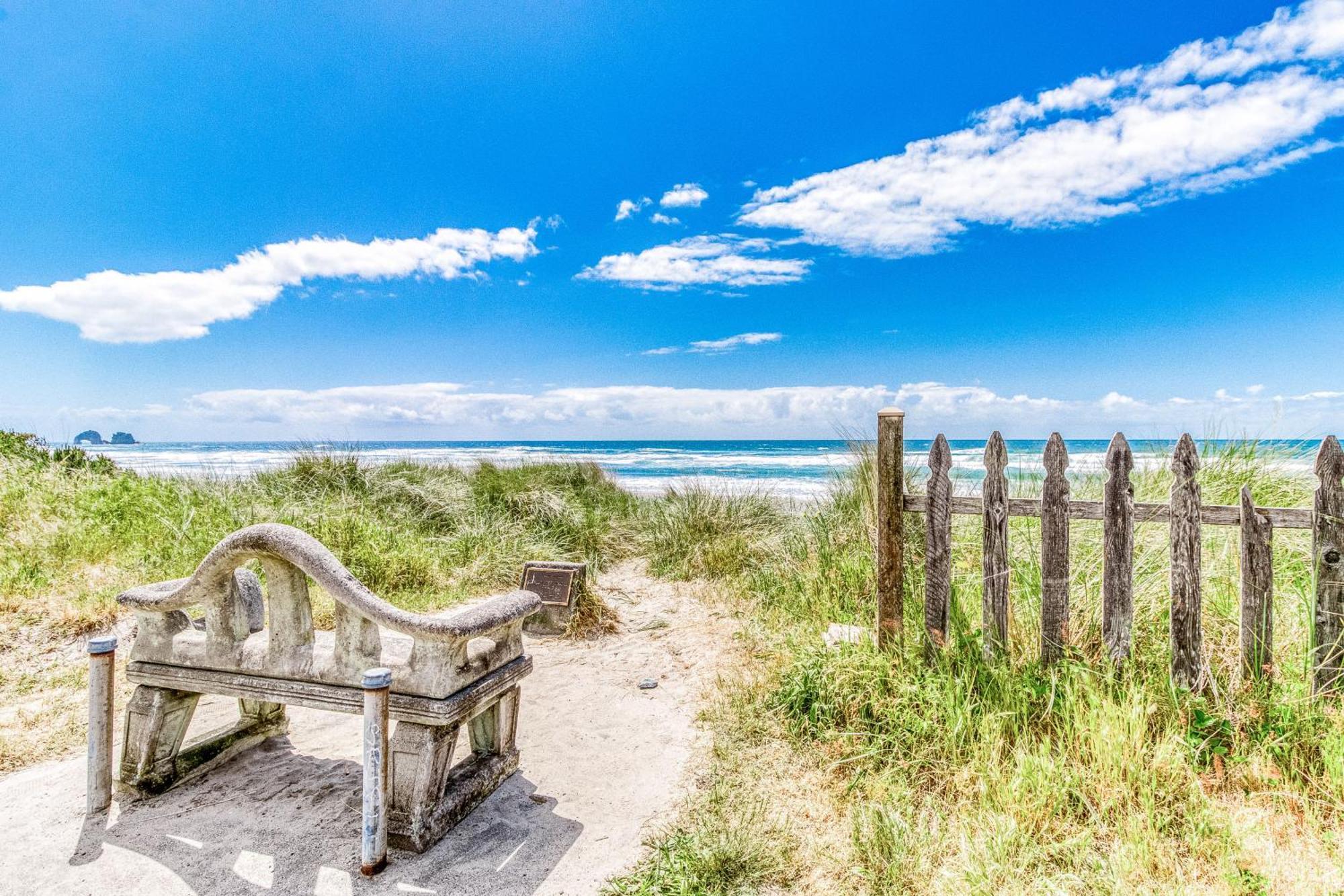 Sea Treasures Hotel Rockaway Beach